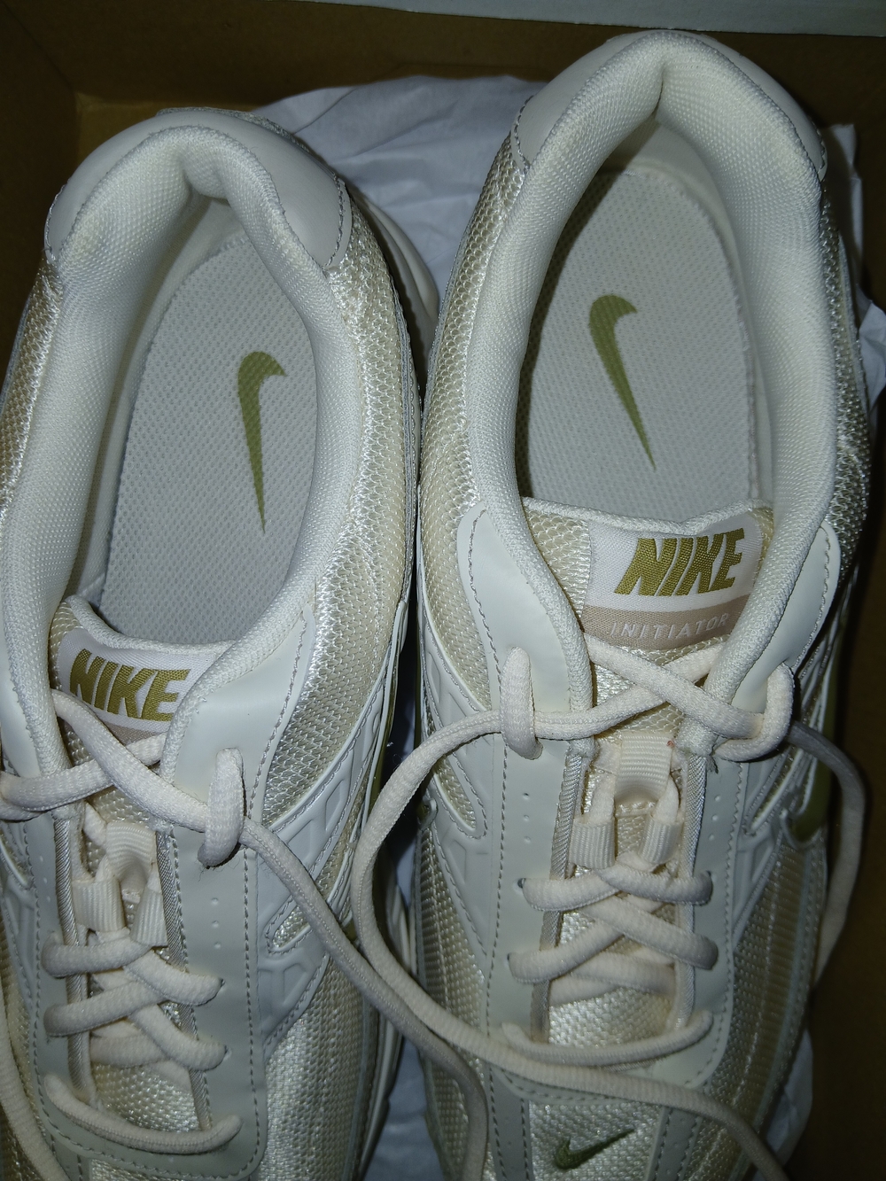 Nike Womens Initiators - Size 10 - Olive/Cream - Picture 7 of 12